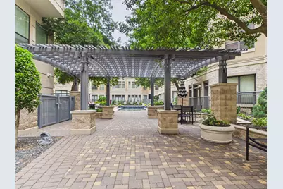 1901 Post Oak Blvd Boulevard #2402, Houston, TX 77056 - Photo 28