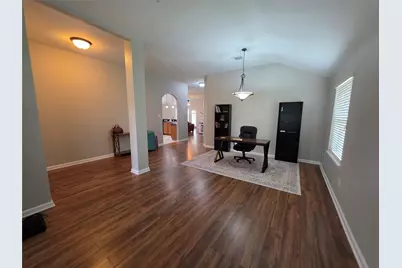 2108 Goldfinch Lane, League City, TX 77573 - Photo 2