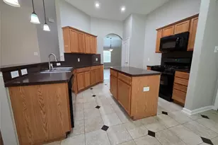 2108 Goldfinch Ln, League City, TX 77573 - Photo 6