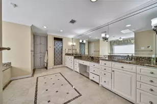 248 Bryn Mawr Cir, Hunters Creek Village, TX 77024 - Photo 22