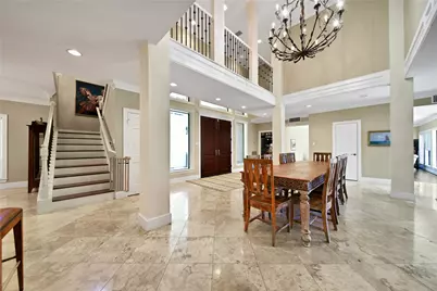 248 Bryn Mawr Circle, Hunters Creek Village, TX 77024 - Photo 4