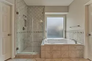 18 Gallant Oak Pl, The Woodlands, TX 77381 - Photo 22