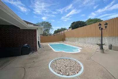 305 Scenic Brook Street, Brenham, TX 77833 - Photo 16