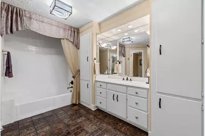 11212 Cedar Gully Road, Beach City, TX 77523 - Photo 22