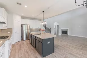 54 Wyatt Oaks Dr, Tomball, TX 77375 - Photo 12
