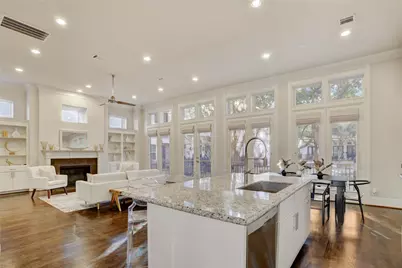 1701 Wrenwood Lakes, Houston, TX 77043 - Photo 14