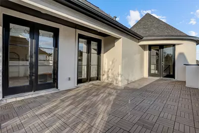 1701 Wrenwood Lakes, Houston, TX 77043 - Photo 32