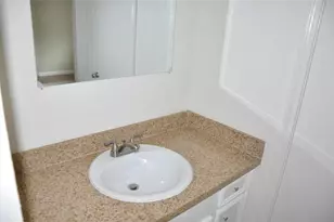 5519 Caversham Dr Dr, Houston, TX 77096 - Photo 22