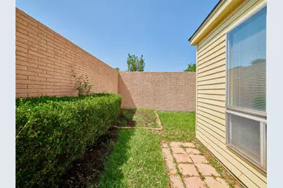 8315 Terrace Wind Drive, Houston, TX 77040 - Photo 46