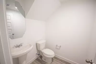 10217 Berkeley Springs Trail, Houston, TX 77051 - Photo 18