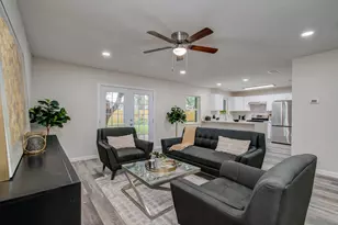9406 Autauga St, Houston, TX 77080 - Photo 10