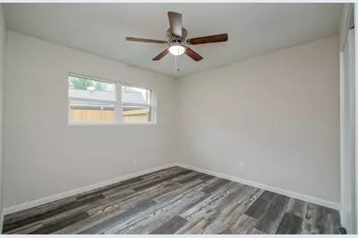 9406 Autauga Street, Houston, TX 77080 - Photo 18