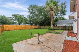 2859 Crest Park Dr, Houston, TX 77082 - Photo 28
