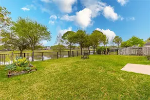 2201 Signal Hill Dr, Pearland, TX 77584 - Photo 36