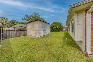 14131 Dartwood Dr, Houston, TX 77049 - Photo 30