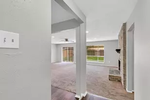 8406 Daycoach Ln Ln, Houston, TX 77064 - Photo 4