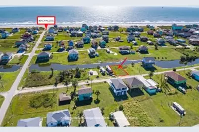 1982 Avenue F, Crystal Beach, TX 77650 - Photo 8