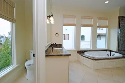 302 Calle Sevilla Place, Houston, TX 77007 - Photo 22