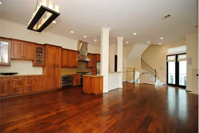 302 Calle Sevilla Place, Houston, TX 77007 - Photo 12