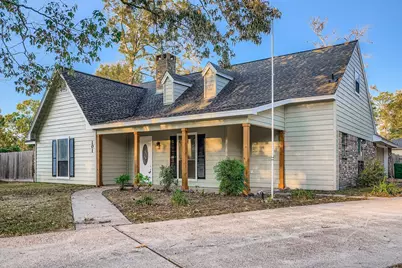 101 Pebble Springs Lane, Cleveland, TX 77327 - Photo 2