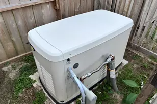 1306 Reedpoint Dr, Houston, TX 77090 - Photo 20