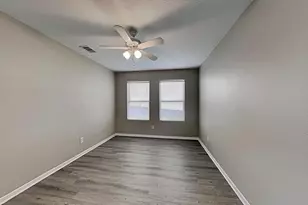 1306 Reedpoint Dr, Houston, TX 77090 - Photo 6