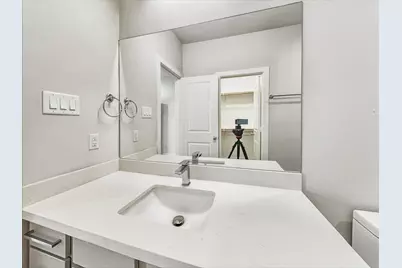 719 Wilshire Brook Lane, Houston, TX 77008 - Photo 14