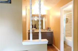 8215 Quail Hills Dr, Houston, TX 77489 - Photo 10