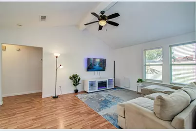 2711 N Belgravia Drive, Pearland, TX 77584 - Photo 12