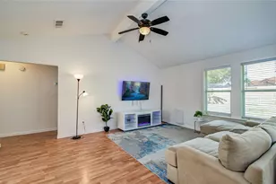 2711 N Belgravia Dr, Pearland, TX 77584 - Photo 12