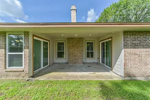 17502 Huntersglen Cir, Humble, TX 77396 - Photo 32