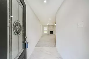 17502 Huntersglen Cir, Humble, TX 77396 - Photo 4