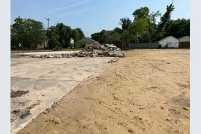 3207 Minnesota Street, Baytown, TX 77520 - Photo 6