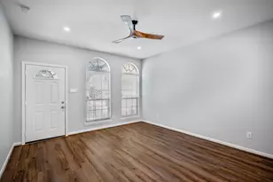 323 Plaza Del Sol Park, Houston, TX 77020 - Photo 12
