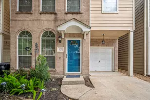 323 Plaza Del Sol Park, Houston, TX 77020 - Photo 2