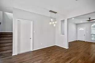 323 Plaza Del Sol Park, Houston, TX 77020 - Photo 8