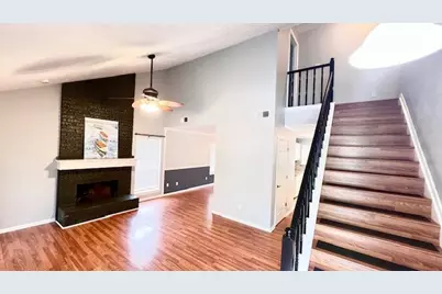 37 Rockfern Court, The Woodlands, TX 77380 - Photo 6