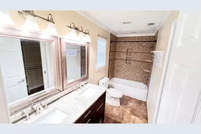 37 Rockfern Court, The Woodlands, TX 77380 - Photo 8