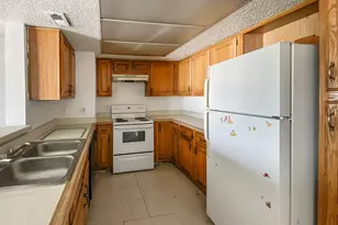 2826 S Bartell Dr, Houston, TX 77054 - Photo 2