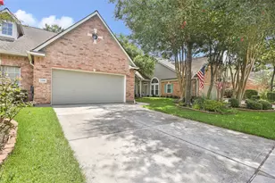 2330 Summit Way Ct, Houston, TX 77339 - Photo 2