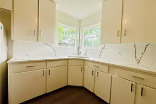 1302 Lamesa Ave, Pasadena, TX 77506 - Photo 1