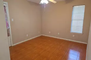 414 Texas St, Tomball, TX 77375 - Photo 4