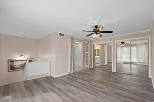 7047 Bissonnet St, Houston, TX 77074 - Photo 14