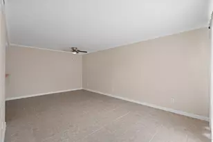 7047 Bissonnet St, Houston, TX 77074 - Photo 6