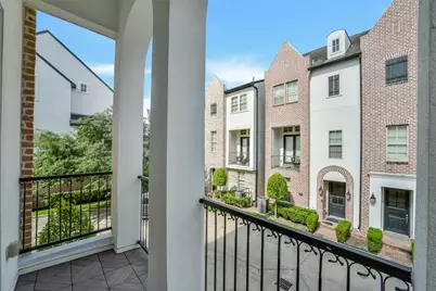 2058 Fannin Station N, Houston, TX 77045 - Photo 6