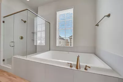 2058 Fannin Station N, Houston, TX 77045 - Photo 14