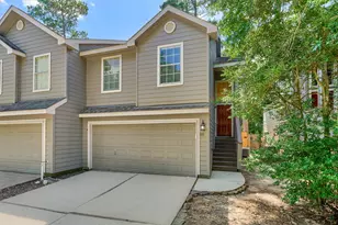 111 N Villa Oaks Dr, The Woodlands, TX 77382 - Photo 2