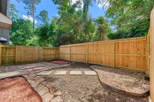 111 N Villa Oaks Dr, The Woodlands, TX 77382 - Photo 34