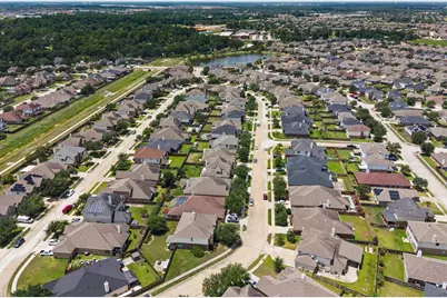 9803 Lynnrose Springs Drive, Tomball, TX 77375 - Photo 44