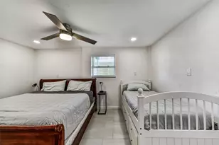 4202 Mason Dr, Galveston, TX 77554 - Photo 24